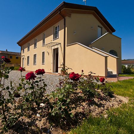 Appartamenti Vacanze Il Nottolini Capannori Exterior foto