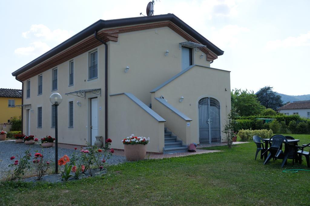 Appartamenti Vacanze Il Nottolini Capannori Exterior foto